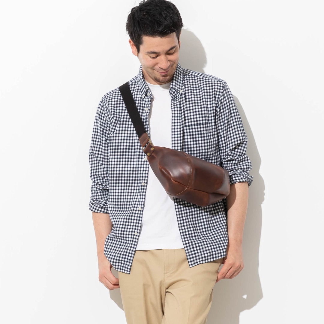 ボディバッグ クロムエクセル VGC00038AB – ARTBROWN 革小物ベルトの店