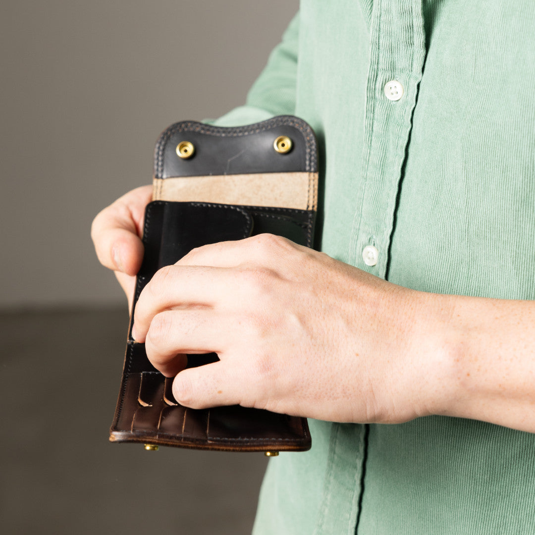 二つ折り財布 本革 クロムエクセル 蓋つき VGW00141AB